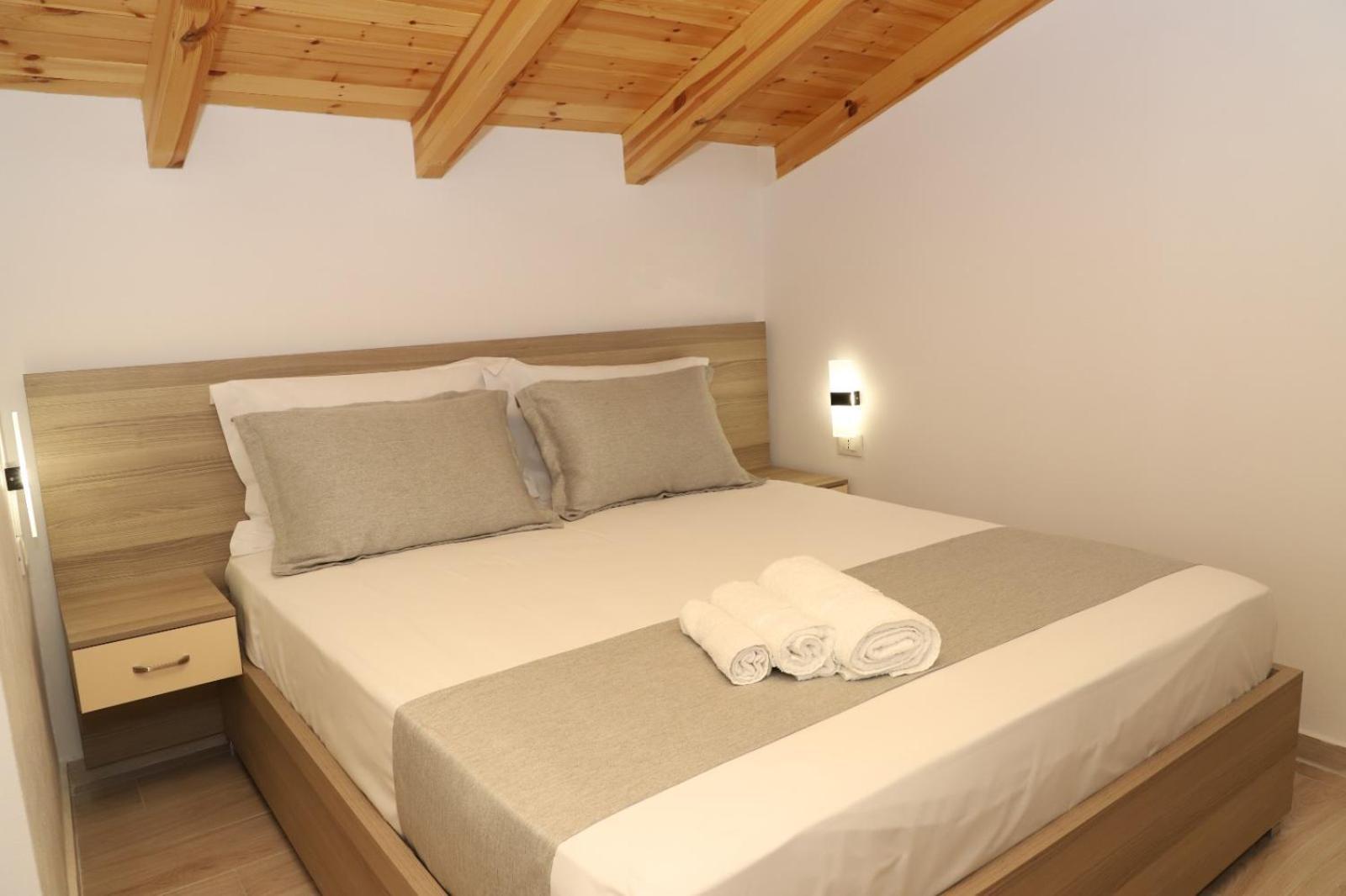 Kazazi Bed & Breakfast